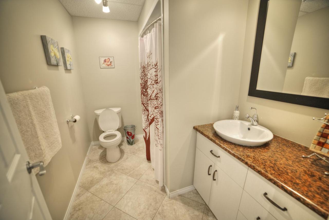 Chalet Potvin Bouchard LʼAnse-Saint-Jean Εξωτερικό φωτογραφία